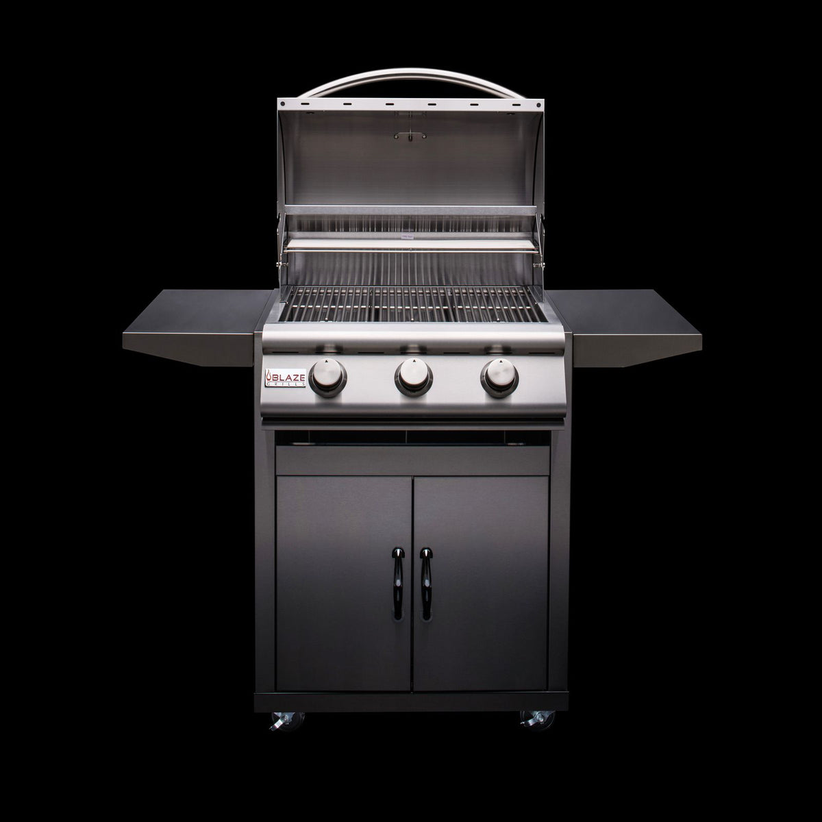 Blaze LBM 25-Inch 3-Burner Built-In Gas Grill closed
