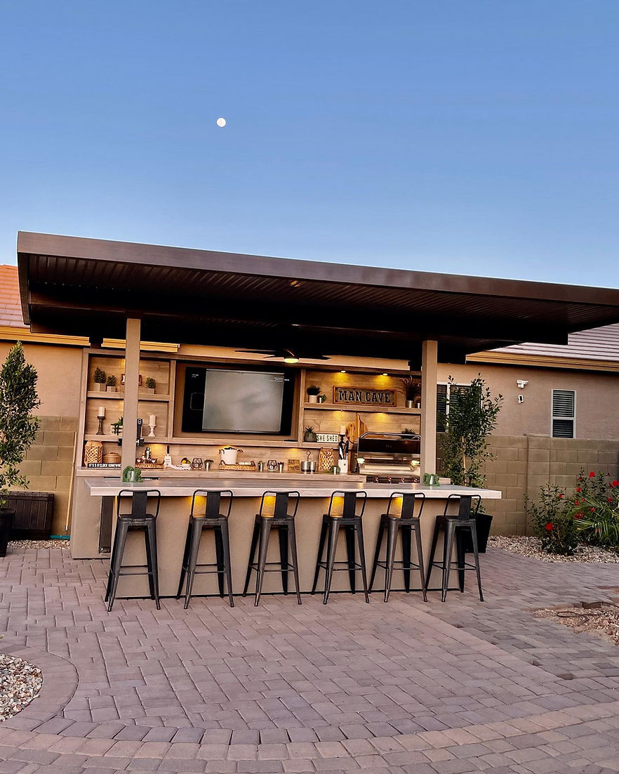 Fantasy Island 20'x20' (70" TV)