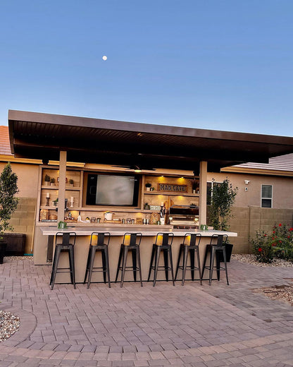 Fantasy Island 20'x20' (70" TV)